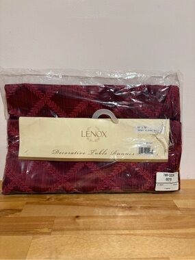 Burgundy Lenox Decorative Table Runner Laurel Leaf 14” x 70”